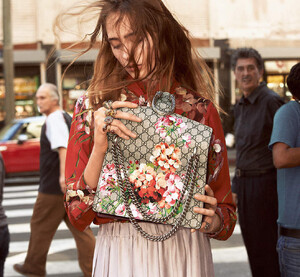 gucci-fw15-ad_(8).thumb.jpg.3bdee22a758df4a56372ef80afb54aaa.jpg