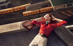 gucci-spring-summer-2016_(3).thumb.jpg.2a11eeb8cf40b70b1622bff657a103f4.jpg