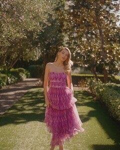 in the garden with @bregjeheinen for @hutch_design spring 2025   #120mm and #35mm (1).jpg