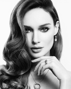 kat_filipovic_13694533_101480870301042_868154776_n.jpg