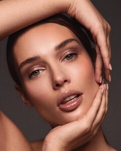 kat_filipovic_270216538_2226551910820263_6890508972214635588_n.jpg