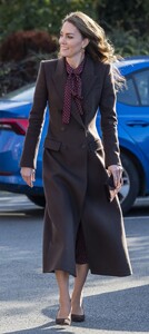 kate-middleton-s-elegant-comeback-recycling-fashion-with-a-royal-twist-11.jpg