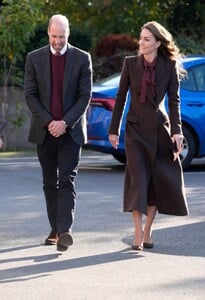 kate-middleton-s-elegant-comeback-recycling-fashion-with-a-royal-twist-3.jpg