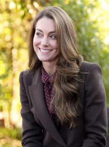 kate-middleton-s-elegant-comeback-recycling-fashion-with-a-royal-twist-6.jpg