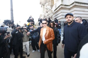 kendall-jenner-rocks-casual-luxury-at-schiaparelli-show-1.jpg