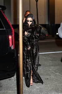 kylie-jenner-at-snl-afterparty-01.25.2025-0.jpg