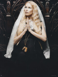 ladonna-1.thumb.jpg.a0654d02a7745d3bb86b74eb24e65d58.jpg