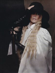 ladonna-6.thumb.jpg.bd0cd404c52c4c98f14aebea7cb36782.jpg