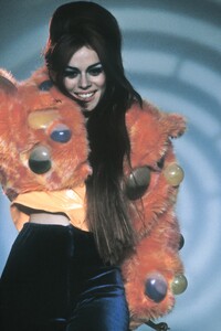 ladymisskiertm915-.thumb.jpg.1e0ab89e8f9361d4af34877126a94c13.jpg