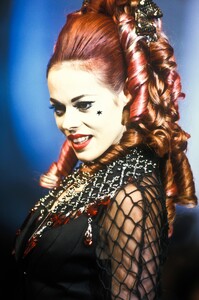ladymisskiertm925--.thumb.jpg.7f284d413ad69f8da56ef44a00b3db5b.jpg
