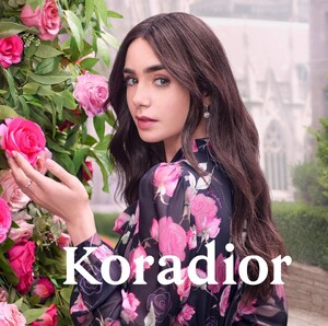 lilycollins_us_004~126.jpg
