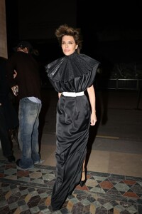 lisa-rinna-in-elegant-black-dress-at-costes-party-paris-01.27.2025-1.jpg