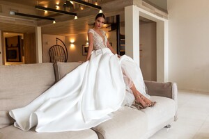 luce_sposa_65302408_429629624294006_2370402619988882834_n.jpg