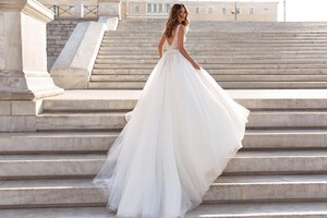 luce_sposa_77427172_2392093287773484_6980453319743189864_n.jpg