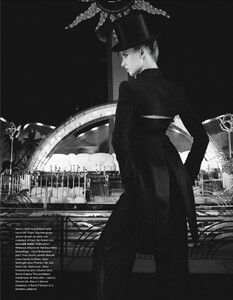 manege_couture_13.thumb.jpg.34e43dc0ac08ae5a038b79b5af698860.jpg