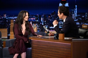 mikey-madison-attends-the-tonight-show-starring-jimmy-fallon-01.08.2025-1.jpg