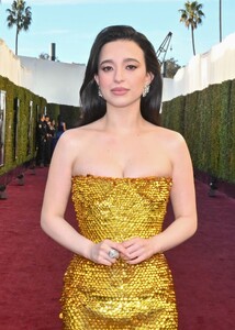 mikey-madison-glows-in-custom-bottega-veneta-at-golden-globes-2025-11.jpg