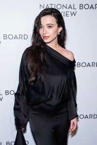 mikey-madison-stuns-in-louis-vuitton-at-national-board-of-review-gala-4.jpg
