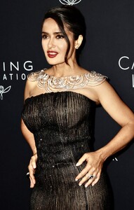 salma-hayek-kering-foundation-s-caring-for-women-dinner-in-new-york-09-09-2024-7.jpg
