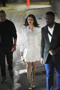 selena-gomez-smiles-leaving-jimmy-kimmel-live-01.06.2025-1.jpg