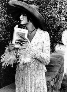 vogue-paris-november-1993-linda-evangelista-06.thumb.jpg.e6b0788e38d6dab6de4dea136a53ef85.jpg