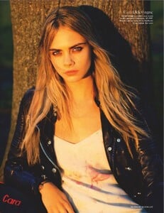 vogue-uk-2012-06-jun(dragged)31.thumb.jpg.ba1b42f277a0de9669f8a8ee7b12e196.jpg