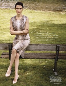 vogue-uk-2012-07-jul(dragged)15.thumb.jpg.03b9bb45a603d63f697b13978119f951.jpg