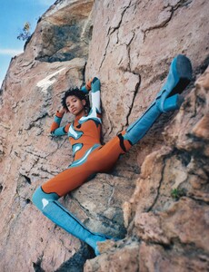 willow-smith-by-tyrone-lebon-for-i-d-magazine-pre-fall-20151.thumb.jpg.35db7c27fc591e485933d4ac8e034cf5.jpg