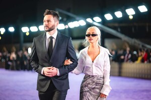xtinahq_29303132.jpg