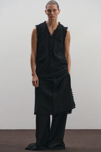 00013-by-malene-birger-fall-2025-ready-to-wear-credit-brand.png