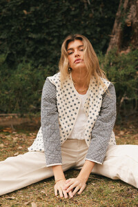 010425_LAhouseWebCrop1-296_1068x.jpg