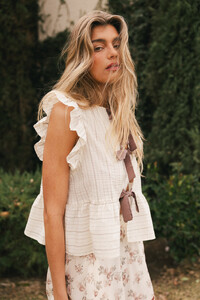 010425_LAhouseWebCrop1-328_1068x.jpg