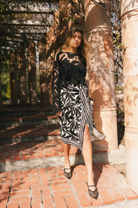 010425_LAhouseWebCrop1-546_1068x.jpg