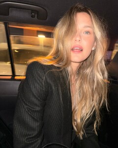 [2025.01.02] barrefaeli_472178336_2037322340006593_1525841456432126077_n.jpg
