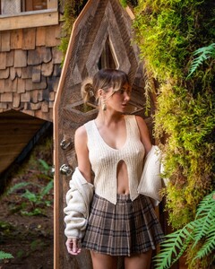 [2025.01.01] saraunderwood_472338535_1152844743133050_4423973505909912575_n.jpg