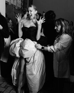 [2025.02.01] stellamaxwell_476286446_18494671306030343_1813874286070821777_n.jpg