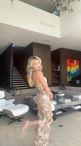 2025_02.04lindsaymariebrewer_DFo-w5WxR4c.thumb.jpg.6b22cc2cbda5e1df3e892f538568f0bc.jpg