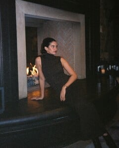 [2025.02.05] sarasampaio_476307811_18490980349058288_9186370893156673393_n.jpg