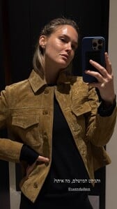 2025_02.10barrefaeli_3565449633178140213.thumb.jpg.e37d9d61912d188fefb33a8108b1df80.jpg