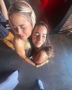 [2025.02.10] livvydunne_476596462_18490894516027168_4853123694473753804_n.jpg