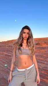 [2025.02.12] lizakovalenkoo_3566921830947807192.jpg