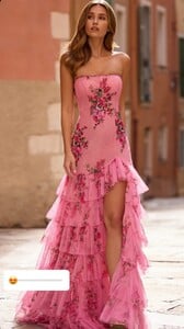 [2025.02.17] sherrihill_3570403200632987231.jpg