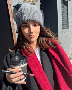 [2025.02.21] sadienewman_480895024_18486224983021659_6961625749037642886_n.jpg