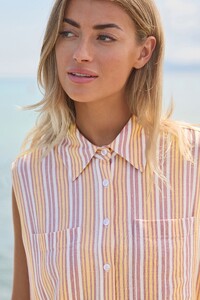 409611s4.jpg