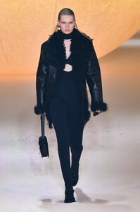 5-daimy-v-editorial-micha-models.jpg
