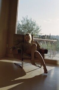 562466400_019.jpg