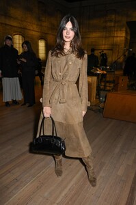 565844301_emily-6.jpg