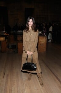 565844443_emily-14.jpg