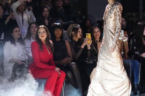 566256583_elizabethgillies-15.jpg