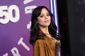 567761344_jenna7-4.jpg